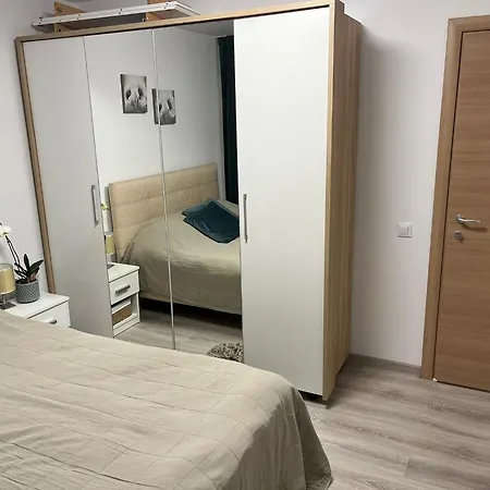 Lory's Apartament Appartamento *